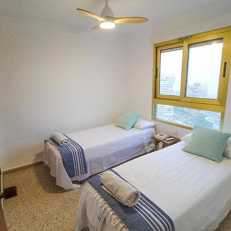 Vistas al Mar: Beachfront Getaway with Pool and Sports Facilities Alicante Exterior photo