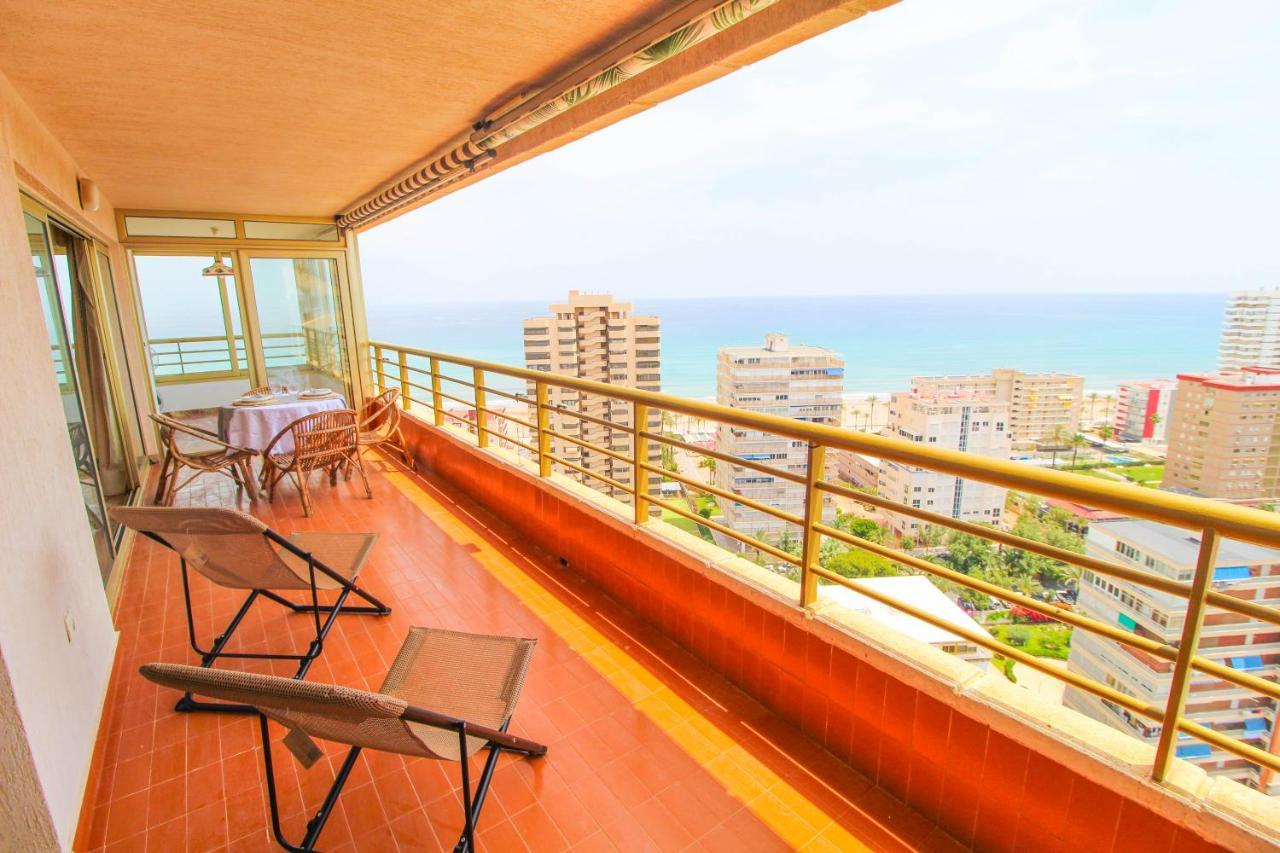 Vistas al Mar: Beachfront Getaway with Pool and Sports Facilities Alicante Exterior photo