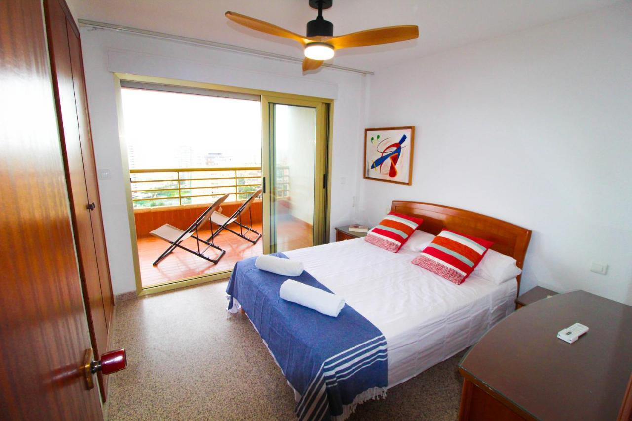 Vistas al Mar: Beachfront Getaway with Pool and Sports Facilities Alicante Exterior photo