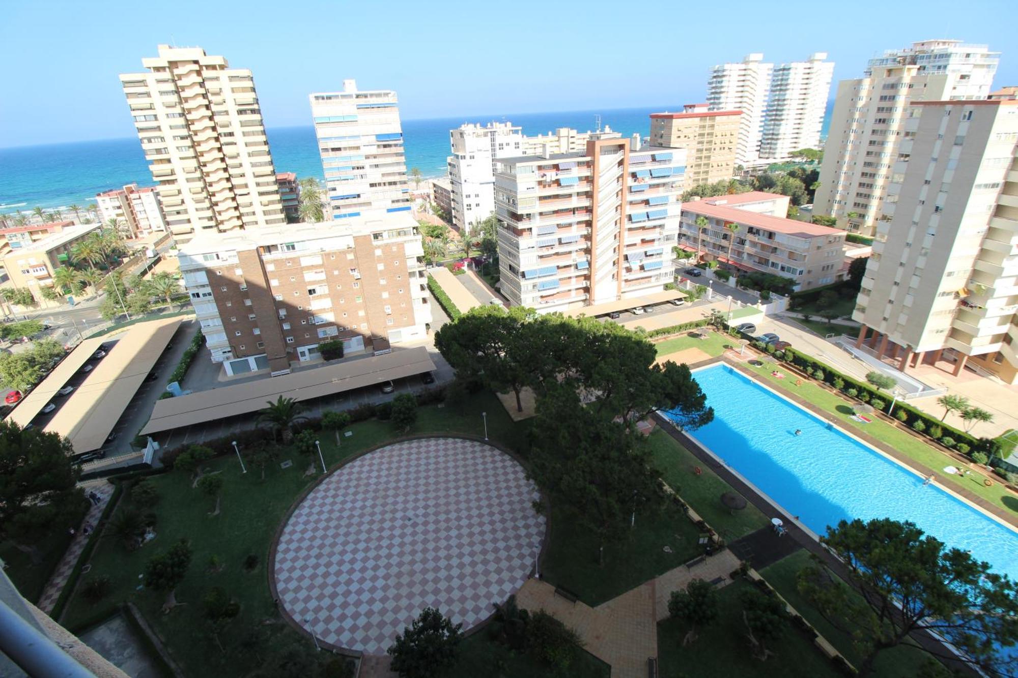 Vistas al Mar: Beachfront Getaway with Pool and Sports Facilities Alicante Exterior photo